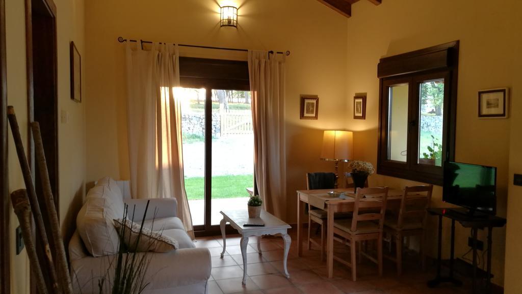 Casas Rurales Entrecastanos Onís Εξωτερικό φωτογραφία